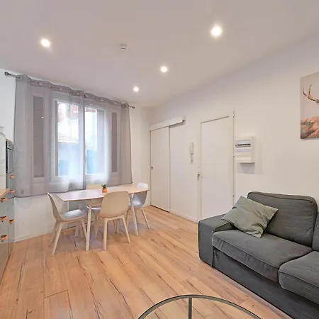 Apartment Lena - Proche Theatres Et Place Des Corps Saints - Wi-fi Avignon
